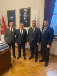 BAŞKAN VE BAŞKAN VEKİLİMİZ AKP GRUP BAŞKANI SİVAS MİLLETVEKİLİ SN. ABDULLAH GÜLER'E ZİYARETTE BULUNDULAR